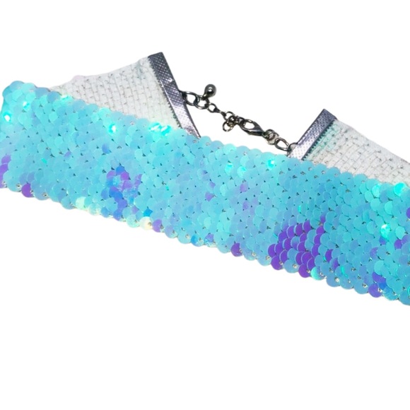 Blue and White Brush Over Sequin Choker - Picture 5 of 6